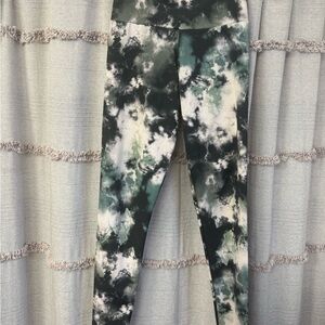 Onzie Leggings Womens XS Evergreen Tie Dye High Rise Yoga - Size XS